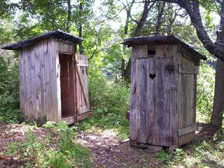 dealyard outhouse